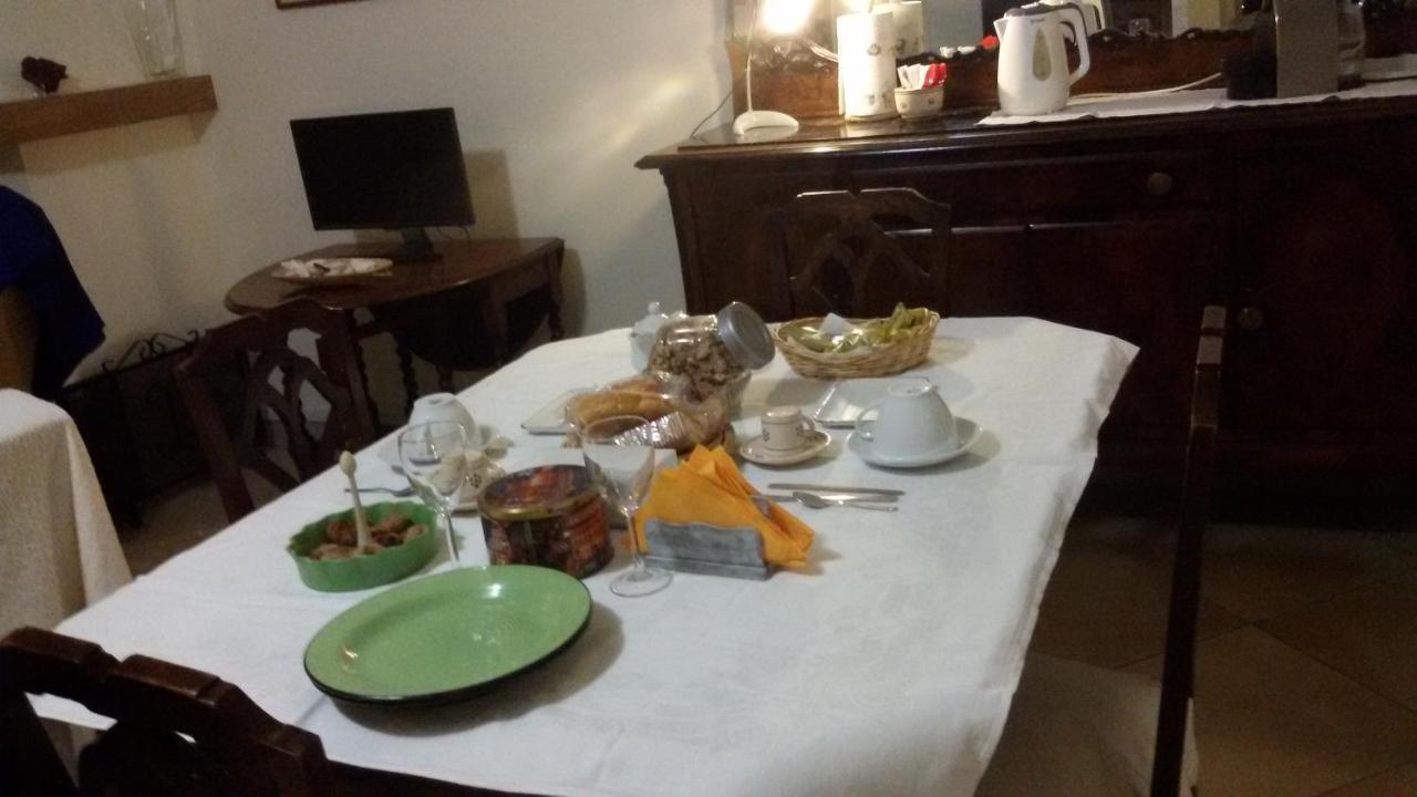 Bed and Breakfast Casa Conte Terracina Esterno foto