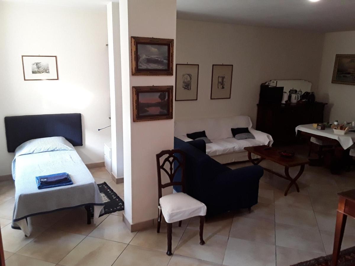 Bed and Breakfast Casa Conte Terracina Esterno foto
