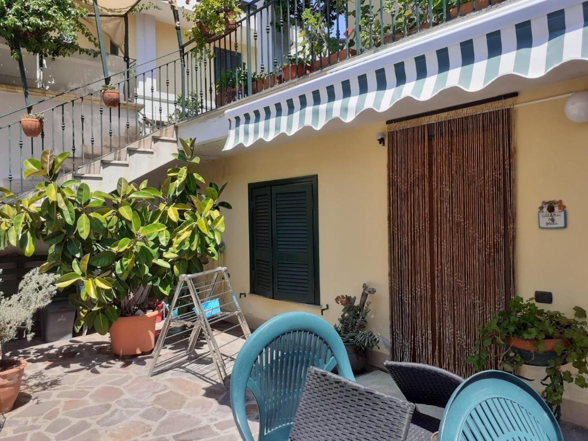 Bed and Breakfast Casa Conte Terracina Esterno foto
